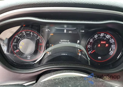 2021 Dodge Challenger R/T z USA, uszkodzony, nr VIN 2C3CDZBT0MH591157